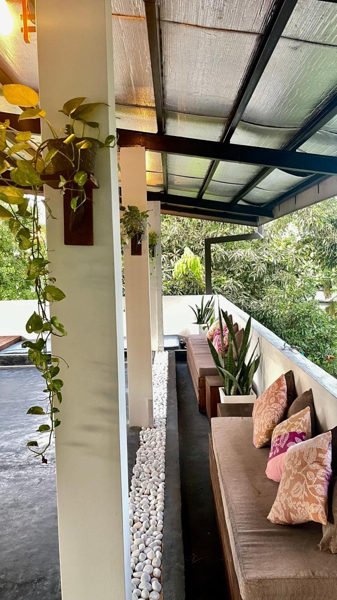 Oceanlife Surf Stay At Horizon Inn Weligama Exterior foto