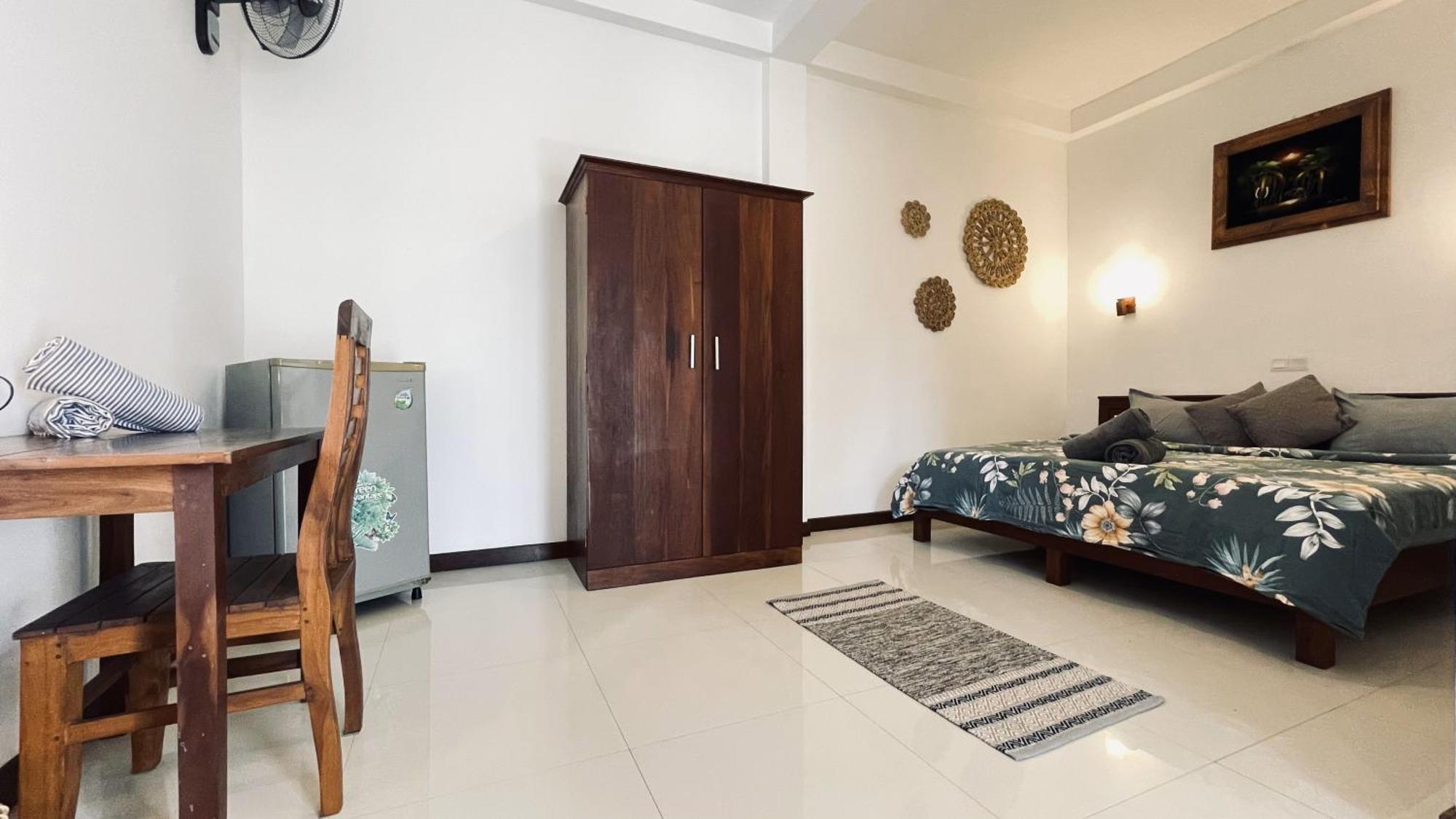 Oceanlife Surf Stay At Horizon Inn Weligama Exterior foto