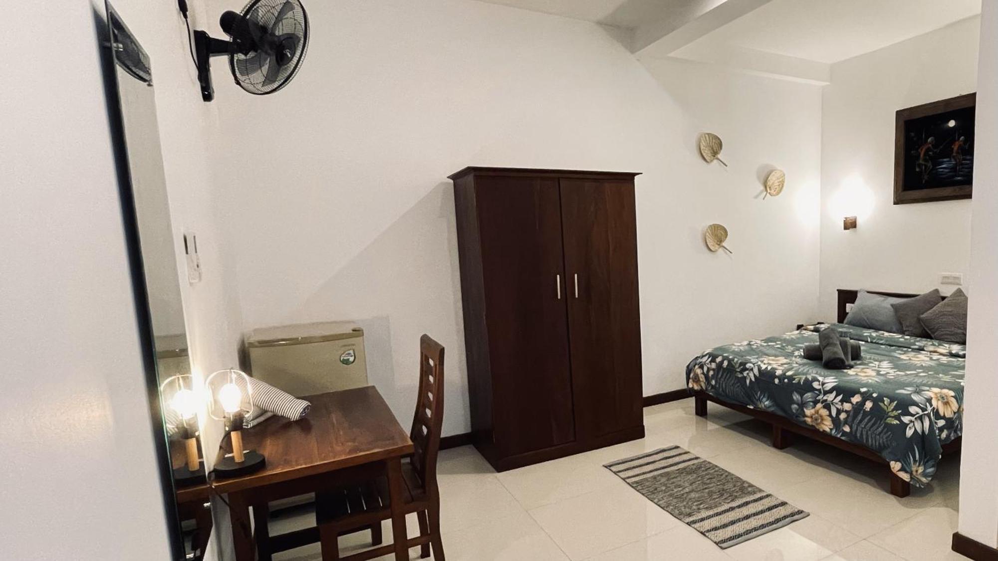 Oceanlife Surf Stay At Horizon Inn Weligama Exterior foto